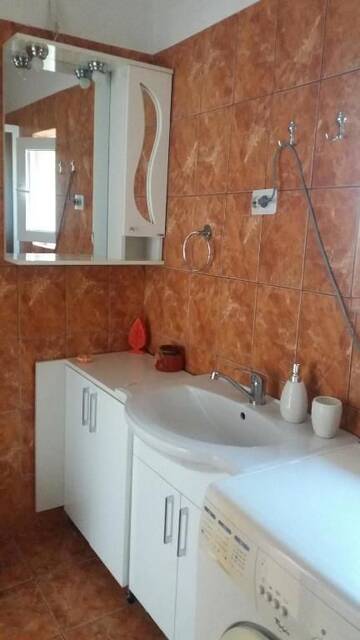 Фото номера Вилла с 3 спальнями Дома для отпуска Casa Ducana г. Оршова 76
