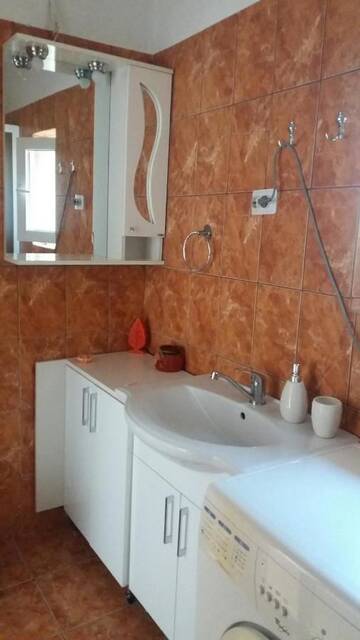 Фото номера Вилла с 3 спальнями Дома для отпуска Casa Ducana г. Оршова 29