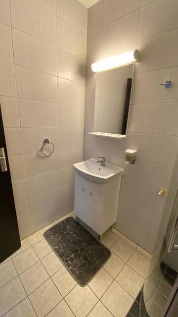 Фото номера Номер Делюкс (для 2 взрослых и 1 ребенка) Гостевой дом Casa Clau Cazare Orșova г. Оршова 11